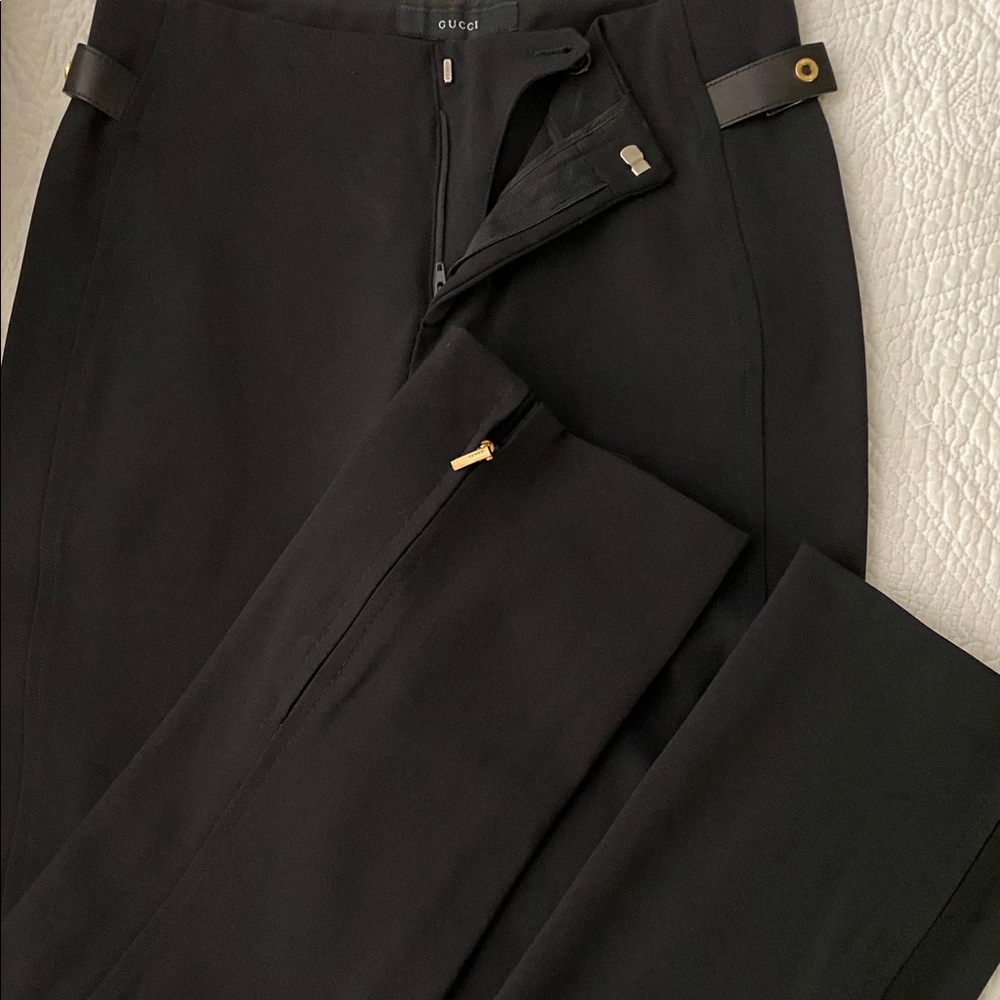 GUCCI European Size 40: stretch boot-cut slacks.